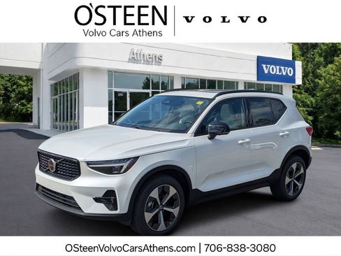 New 2026 Volvo XC40 B5 Plus w/ Protection Package Premier image 1
