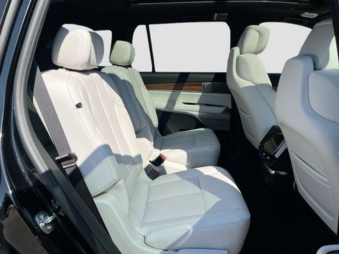 New 2026 Cadillac Vistiq Luxury image 27