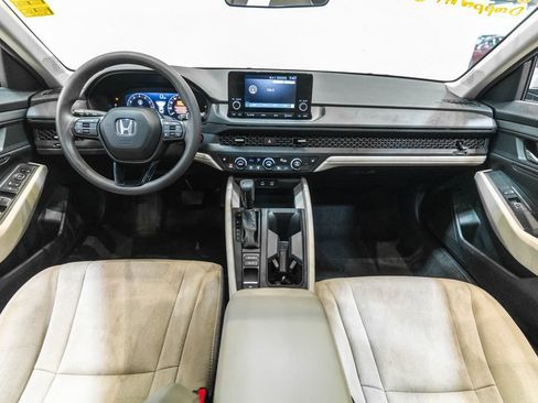 Used 2023 Honda Accord EX image 13
