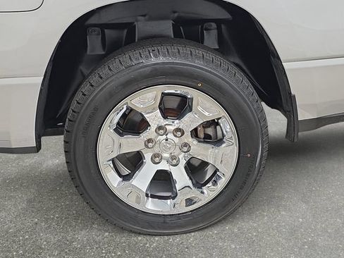 Used 2020 RAM 1500 Big Horn AWD/4WD image 32