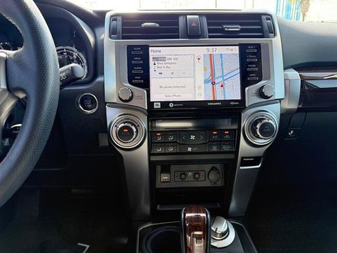 Used 2021 Toyota 4Runner Limited AWD/4WD image 14