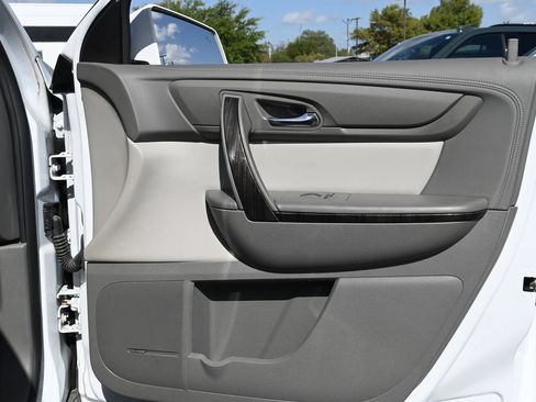 Used 2017 GMC Acadia Limited SLT FWD image 28
