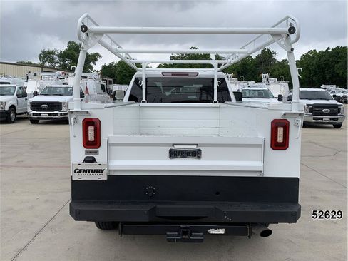 Used 2022 Chevrolet Silverado 2500 W/T w/ WT Convenience Package RWD image 7