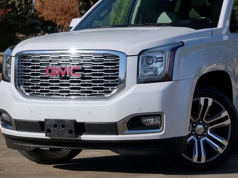Used 2018 GMC Yukon XL Denali w/ Denali Ultimate Package image 20