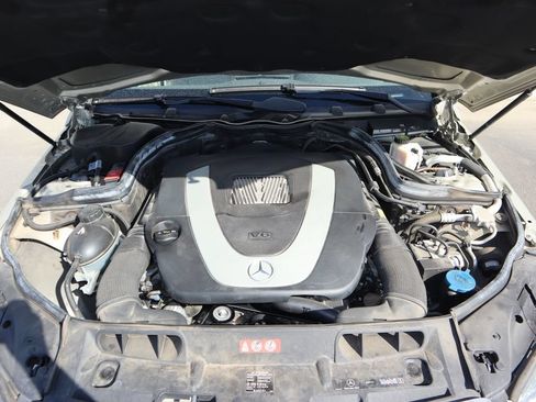 Used 2011 Mercedes-Benz C 300 Sedan image 13