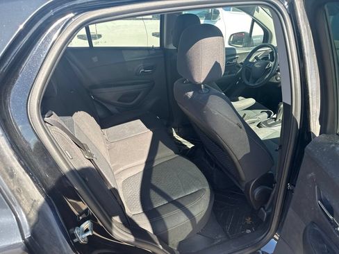 Used 2020 Chevrolet Trax LS w/ Tint and Cruise Package FWD image 6