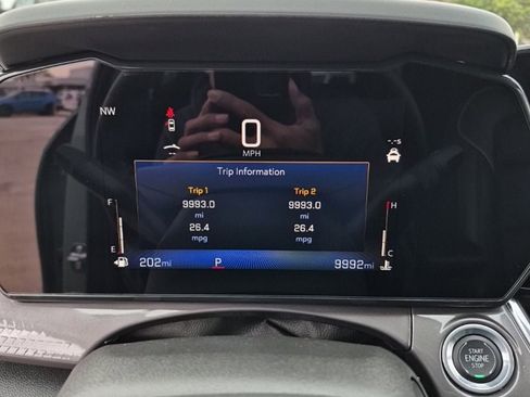 Used 2025 Chevrolet Trax ACTIV w/ Driver Confidence Package image 36