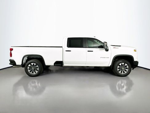 New 2025 Chevrolet Silverado 2500 Custom w/ Custom Value Package AWD/4WD image 9