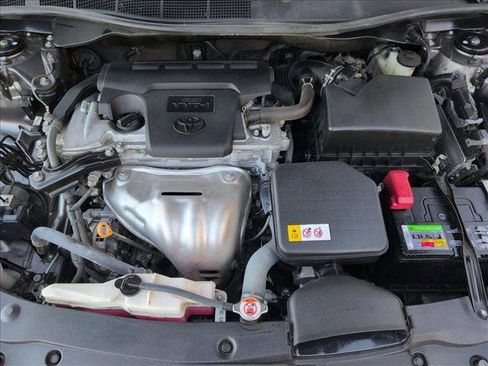 Used 2017 Toyota Camry LE image 22