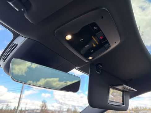 New 2026 Volvo EX30 Cross Country Ultra w/ Protection Package Premier image 43