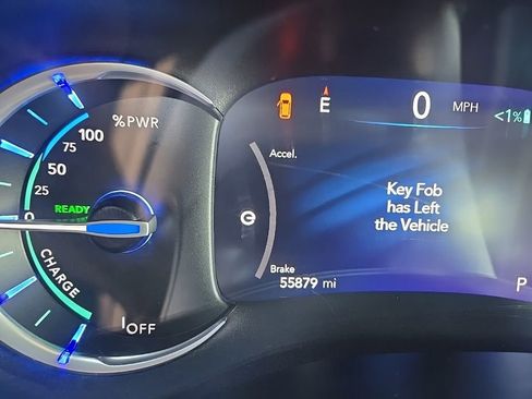 Used 2024 Chrysler Pacifica Select image 24