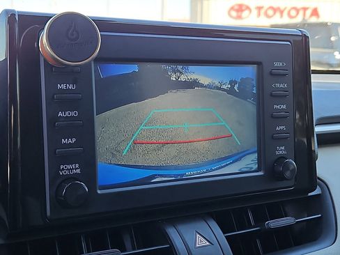 Used 2019 Toyota RAV4 XLE w/ Convenience Package image 13