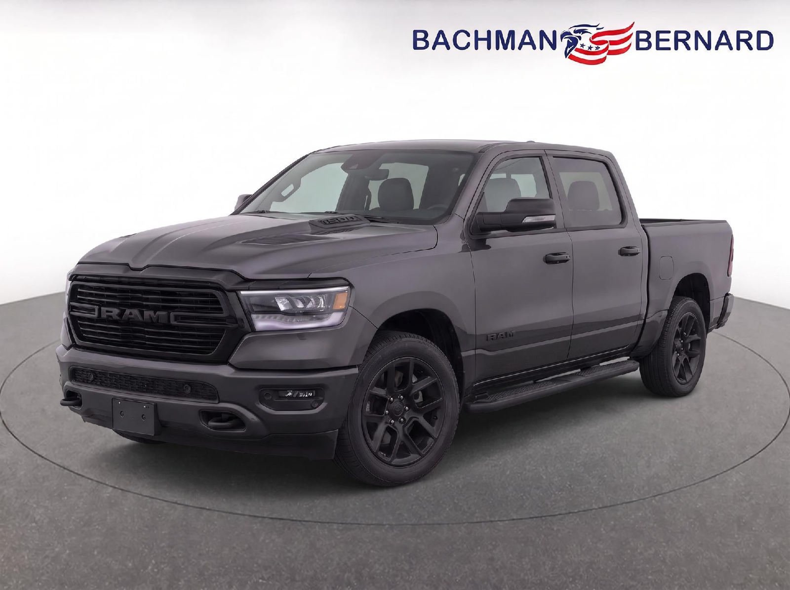 Used 2024 RAM 1500 Laramie AWD/4WD image 3