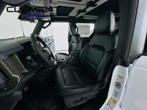 New 2026 Ford Bronco Badlands AWD/4WD image 28