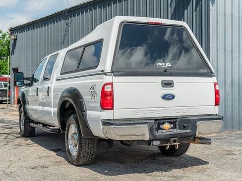 Used 2015 Ford F250 XLT image 4