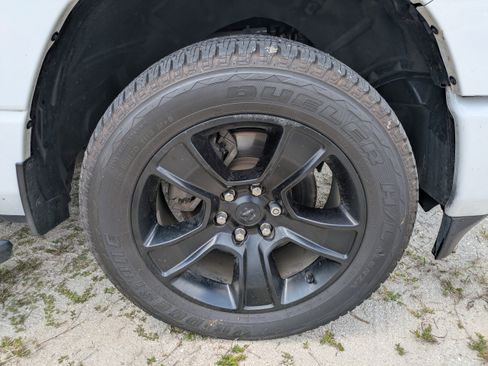 Used 2021 RAM 1500 Big Horn AWD/4WD image 11