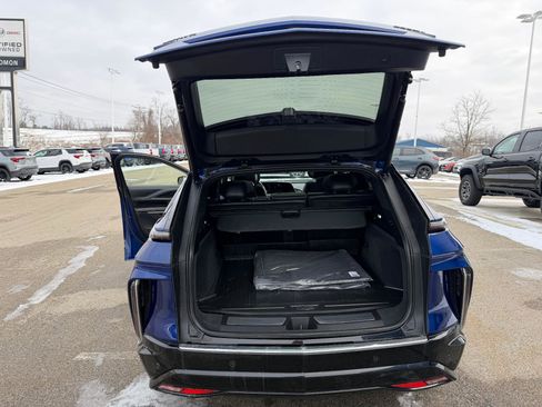 Used 2024 Cadillac Lyriq Luxury w/ LPO, Floor Liner Package image 25
