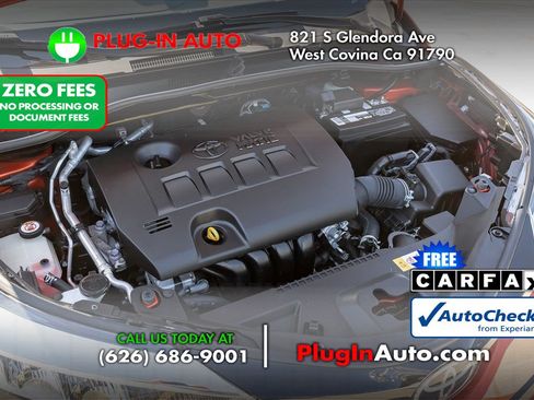 Used 2020 Toyota C-HR XLE FWD image 11