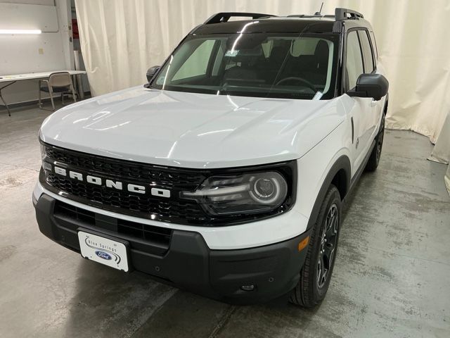 New 2025 Ford Bronco Sport Outer Banks w/ Outer Banks Tech Package+ AWD/4WD image 8