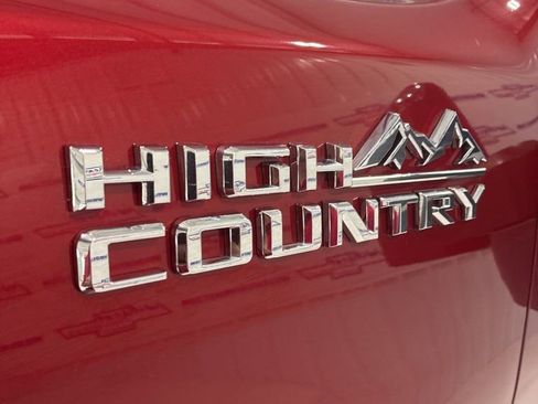 Used 2023 Chevrolet Silverado 2500 High Country w/ Z71 Off-Road Package AWD/4WD image 17