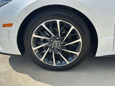 Used 2022 Hyundai Sonata Limited image 7