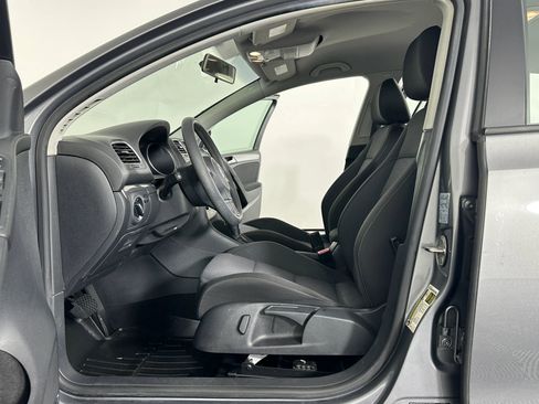 Used 2013 Volkswagen Golf 2.5L Hatchback 4D image 22