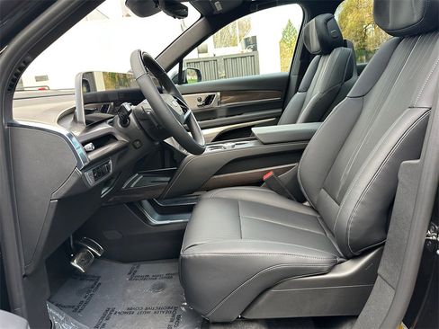 New 2026 Cadillac Vistiq Sport image 20