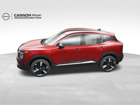 New 2026 Nissan Kicks SR FWD image 40