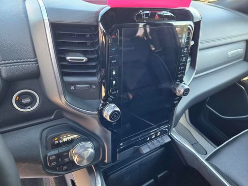 Used 2025 RAM 1500 Laramie AWD/4WD image 21