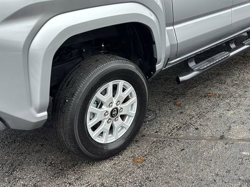 Used 2024 Toyota Tacoma SR5 image 8