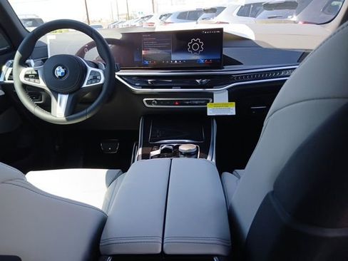 New 2026 BMW X5 sDrive40i RWD image 13