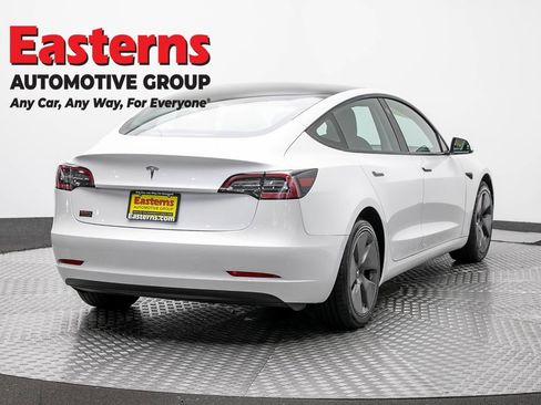 Used 2023 Tesla Model 3 Standard Range RWD image 5