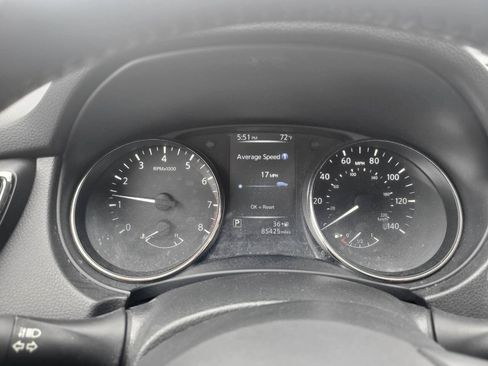 Used 2017 Nissan Rogue SL AWD/4WD image 24