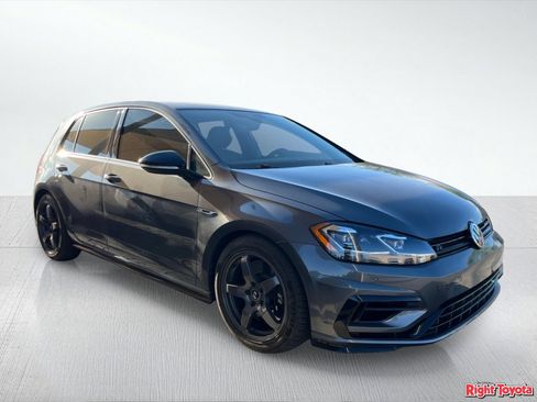 Used 2018 Volkswagen Golf R 4-Door AWD/4WD image 5