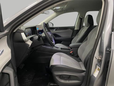 New 2026 Volkswagen Tiguan SE image 26