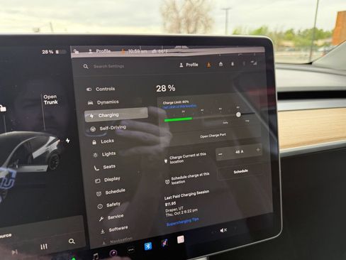 Used 2021 Tesla Model Y Long Range AWD/4WD image 35