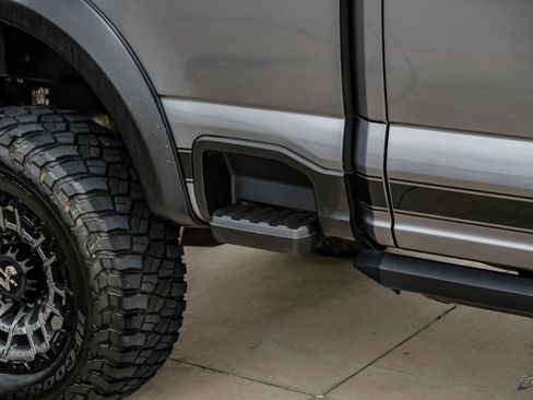 Used 2023 Ford F250 Lariat w/ Lariat Ultimate Package AWD/4WD image 37