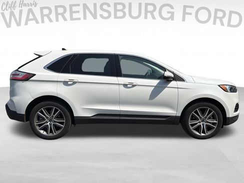 Used 2022 Ford Edge Titanium AWD/4WD image 8