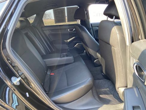 Used 2025 Honda Civic Sport image 13
