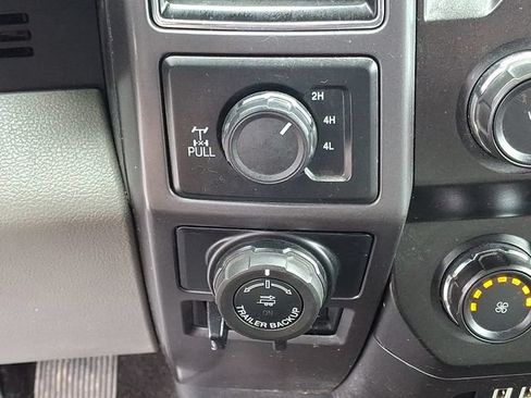 Used 2019 Ford F150 XLT w/ Equipment Group 302A Luxury AWD/4WD image 23