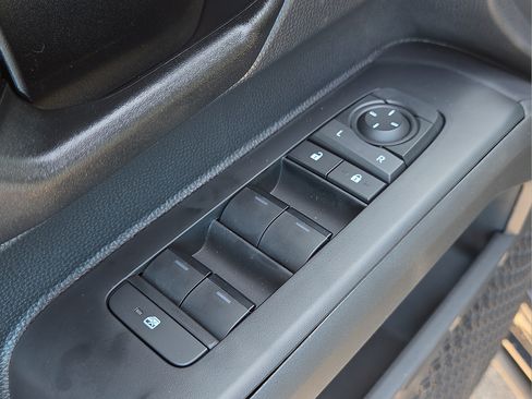 New 2026 Toyota Tacoma SR5 AWD/4WD image 18