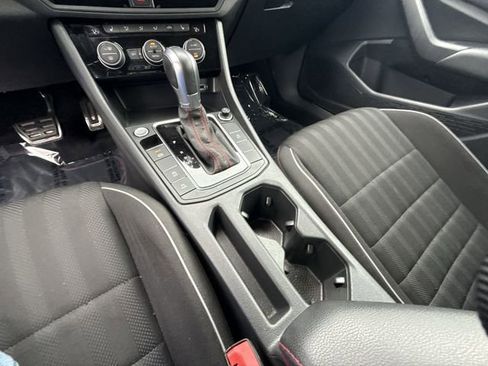 Used 2019 Volkswagen Jetta GLI FWD image 21