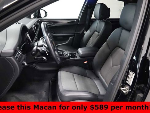 Certified 2023 Porsche Macan Turbo image 5