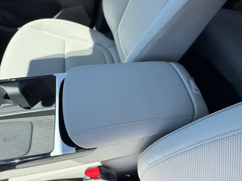 New 2025 Hyundai Tucson Limited image 14