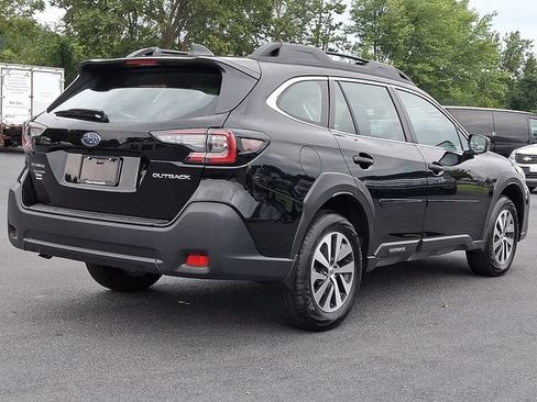 Used 2025 Subaru Outback AWD/4WD image 9