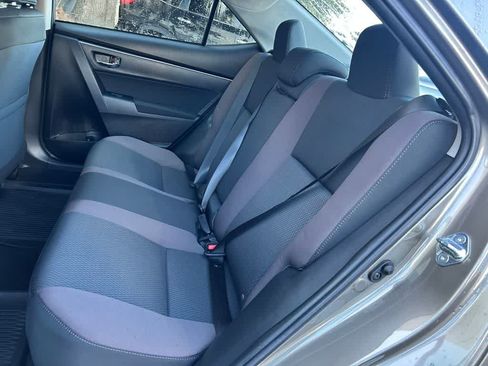 Used 2019 Toyota Corolla LE FWD image 13