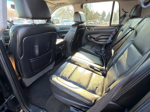 Used 2015 GMC Yukon Denali w/ Premium Package AWD/4WD image 11