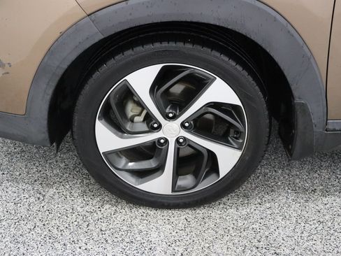 Used 2016 Hyundai Tucson Limited w/ Option Group 03 FWD image 11