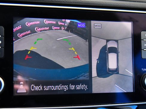 Used 2024 Nissan Leaf SV Plus image 18