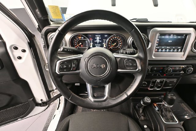 Used 2019 Jeep Wrangler Unlimited Sahara AWD/4WD image 21